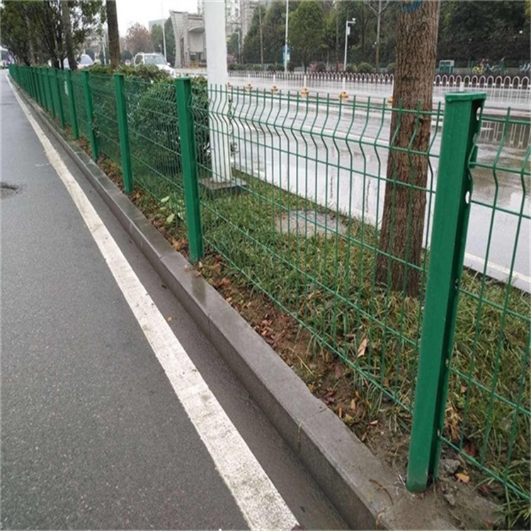 廣西草坪護(hù)欄用途與特點(diǎn)